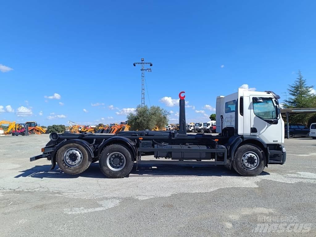Renault 320 DCI Crane trucks