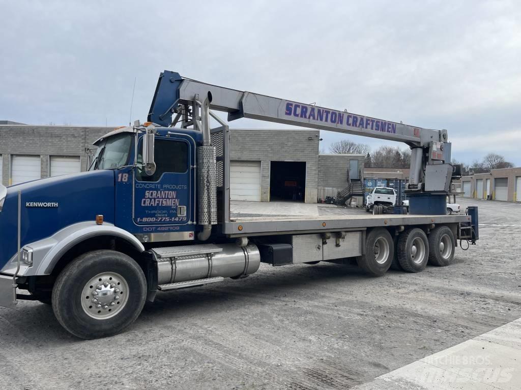 CMI 17 Tracked cranes