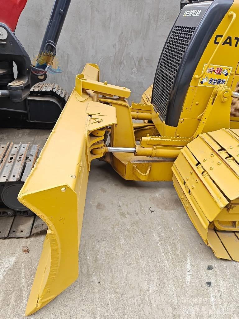CAT D 5 K Crawler dozers