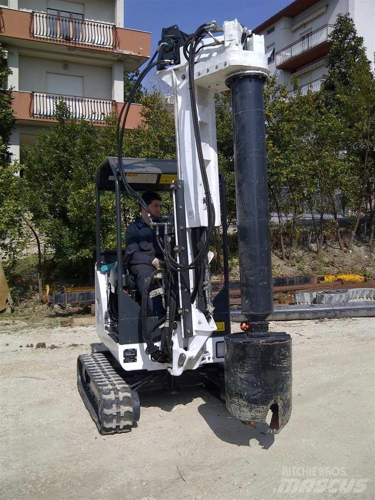 Tescar CF1 Piling rigs