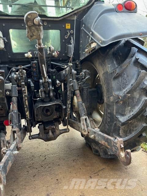 Valtra N111E Tractors