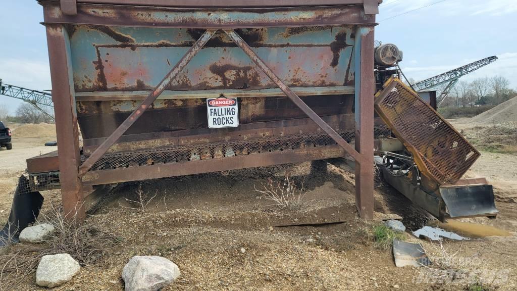  2011 GRIZZLY Construction - Others