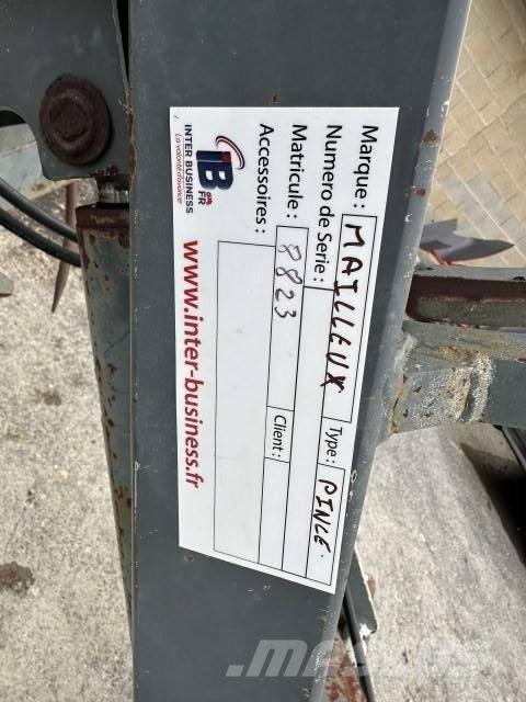 MAILLEUX MANIBALLE Bale clamps