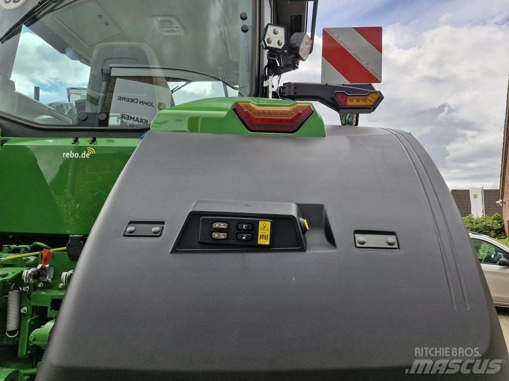 John Deere 7R330 Tractors
