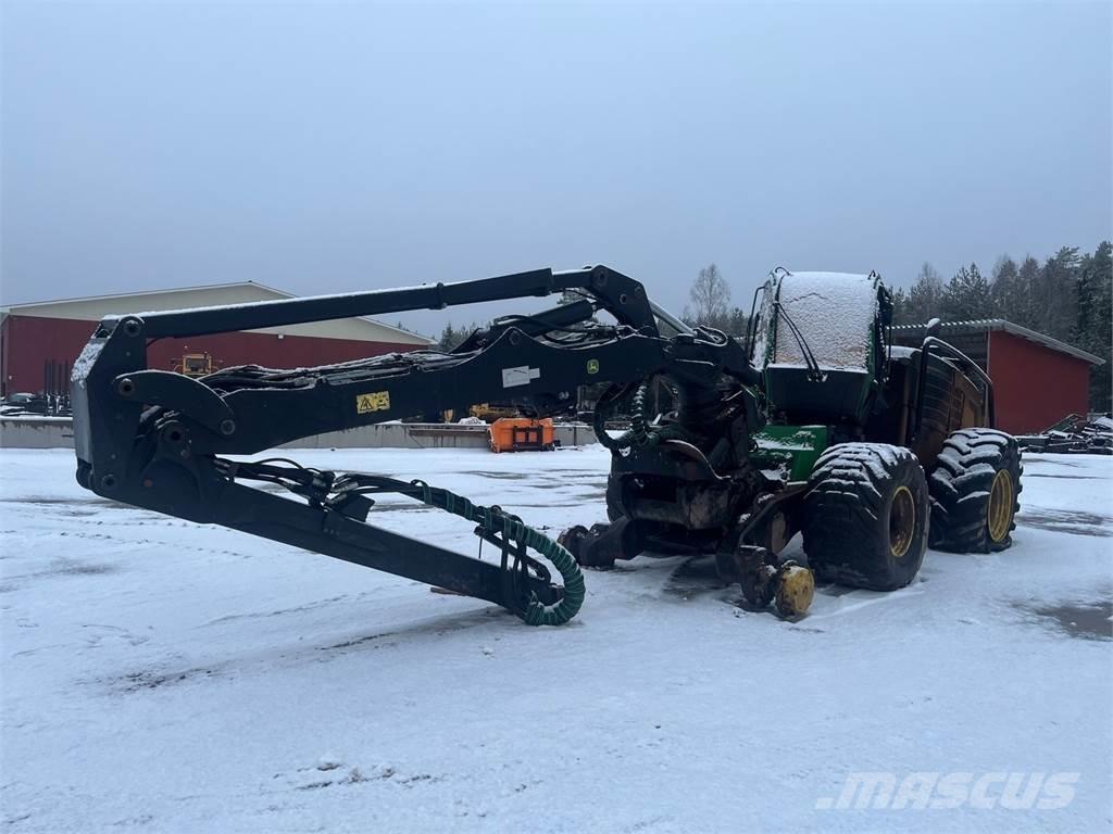 John Deere 1470G Harvesters