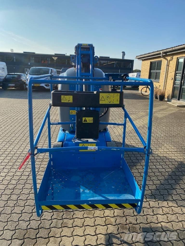 Genie GR 20 J Vertical mast lifts