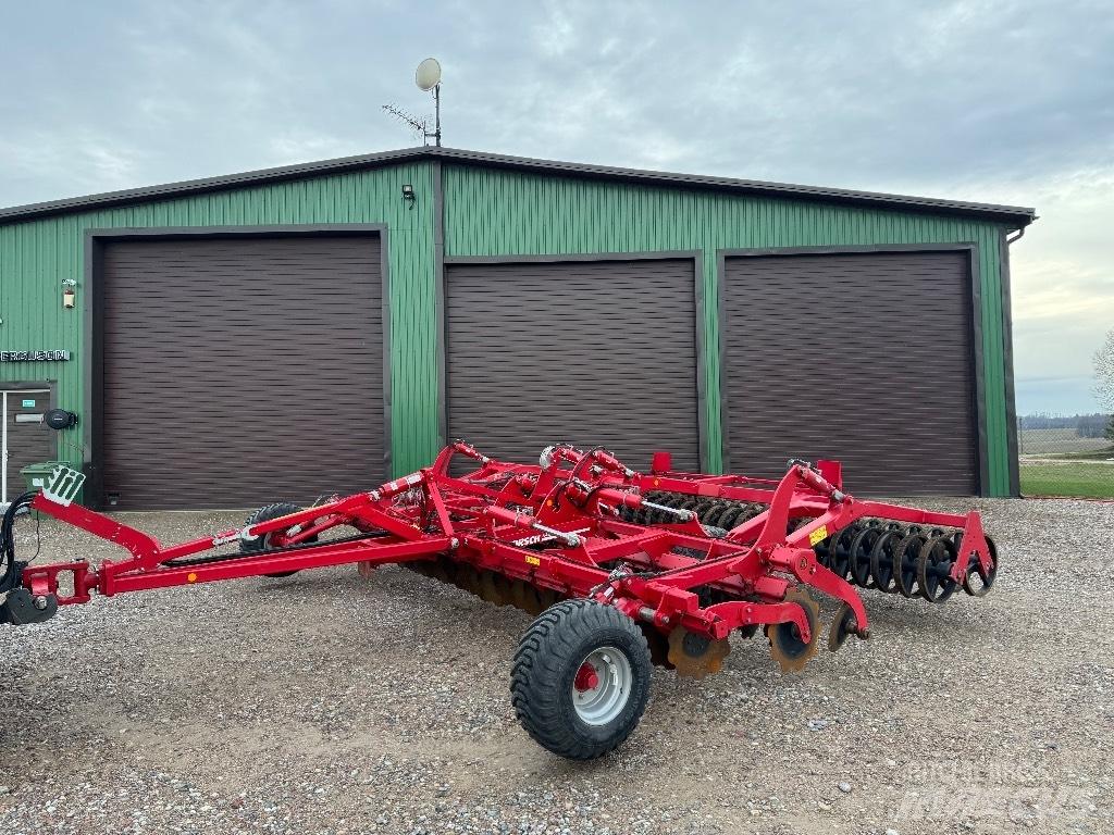 Horch Joker 6RT Disc harrows