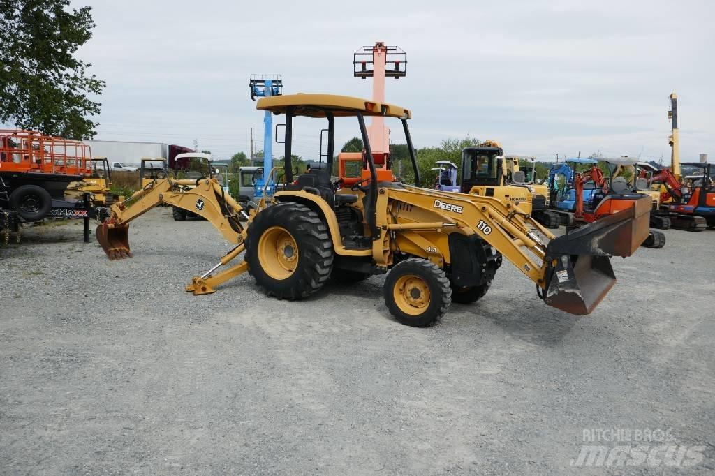 DEERE 110 Backhoe loaders