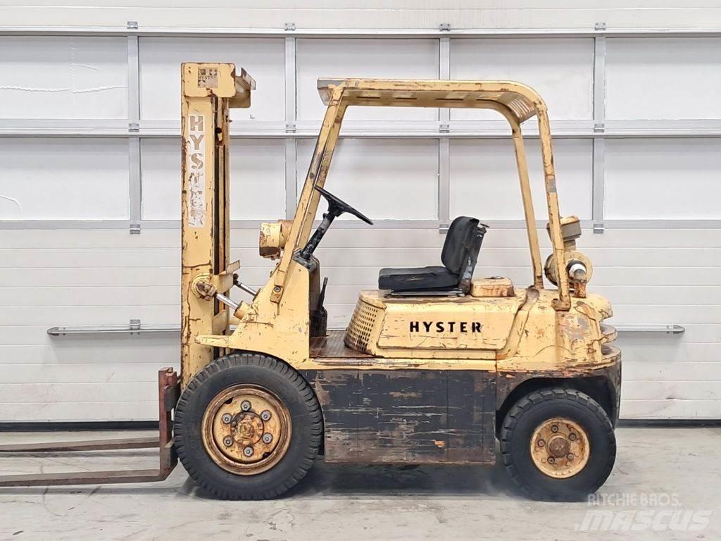 Hyster H2.50J Diesel trucks
