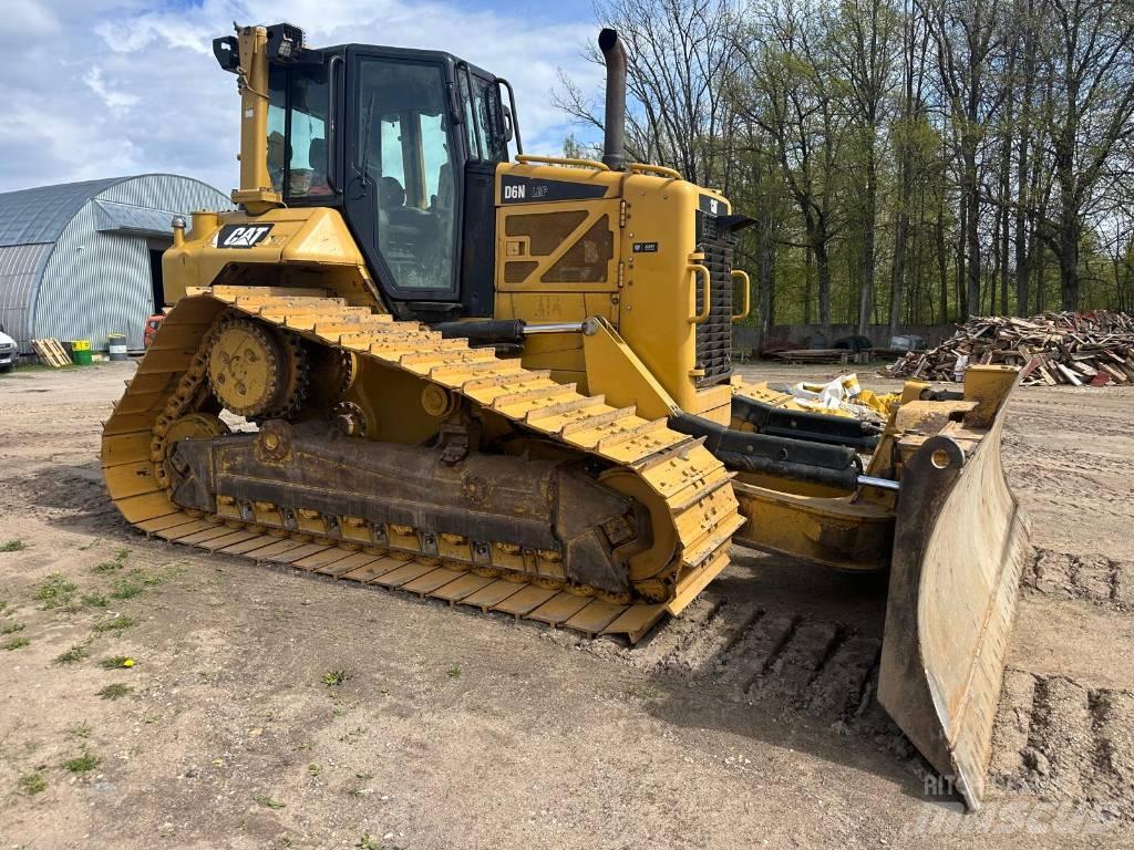 CAT D 6 N Crawler dozers