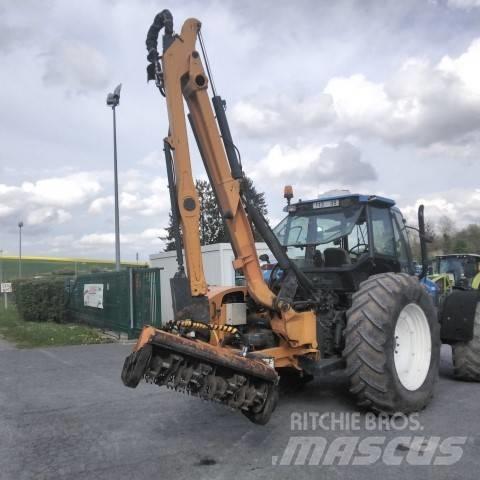 Rousseau FULGOR 850 Pasture mowers and toppers