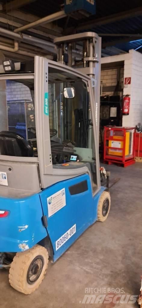 Jungheinrich EFG 320 Electric forklift trucks
