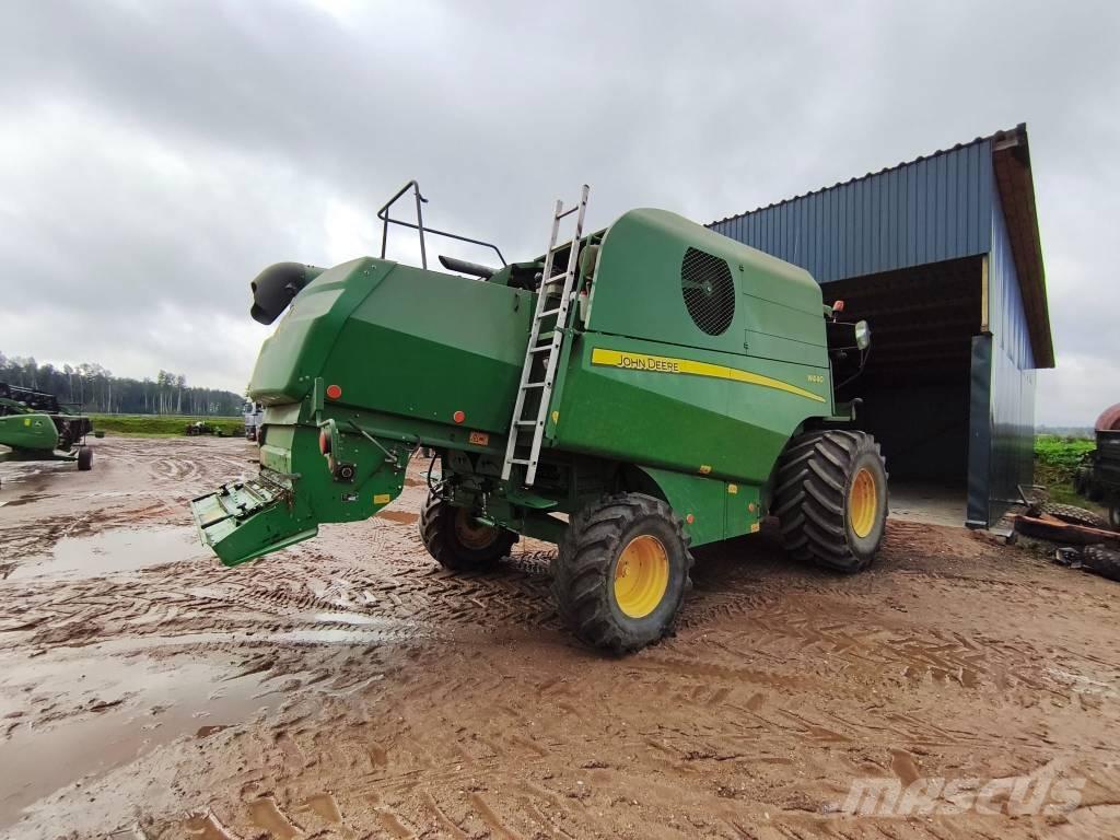 John Deere W 440 Combine harvesters