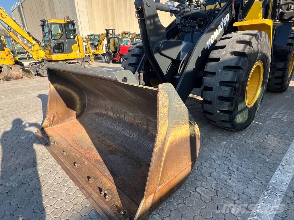 Komatsu WA 250 PZ-6 Wheel loaders