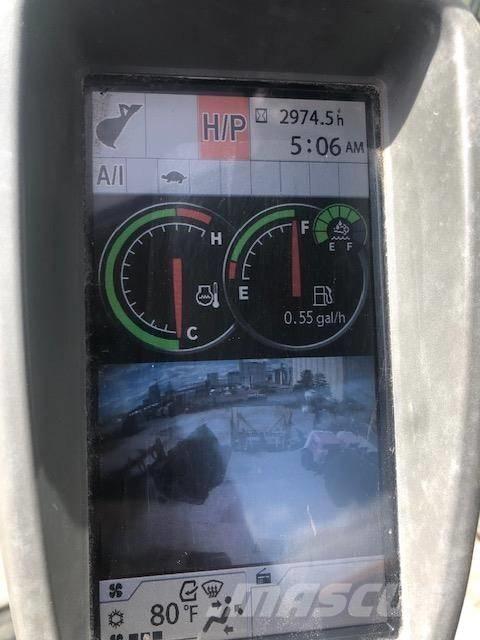 DEERE 245G LC Crawler excavators