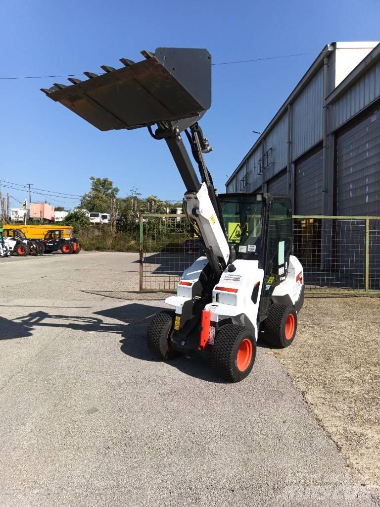 Bobcat L28 Mini loaders
