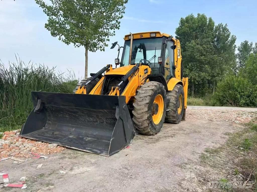 JCB 4 CX Backhoe loaders