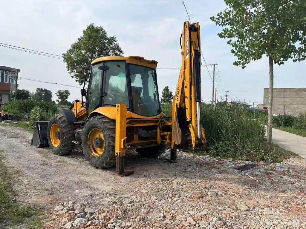 JCB 4 CX Backhoe loaders
