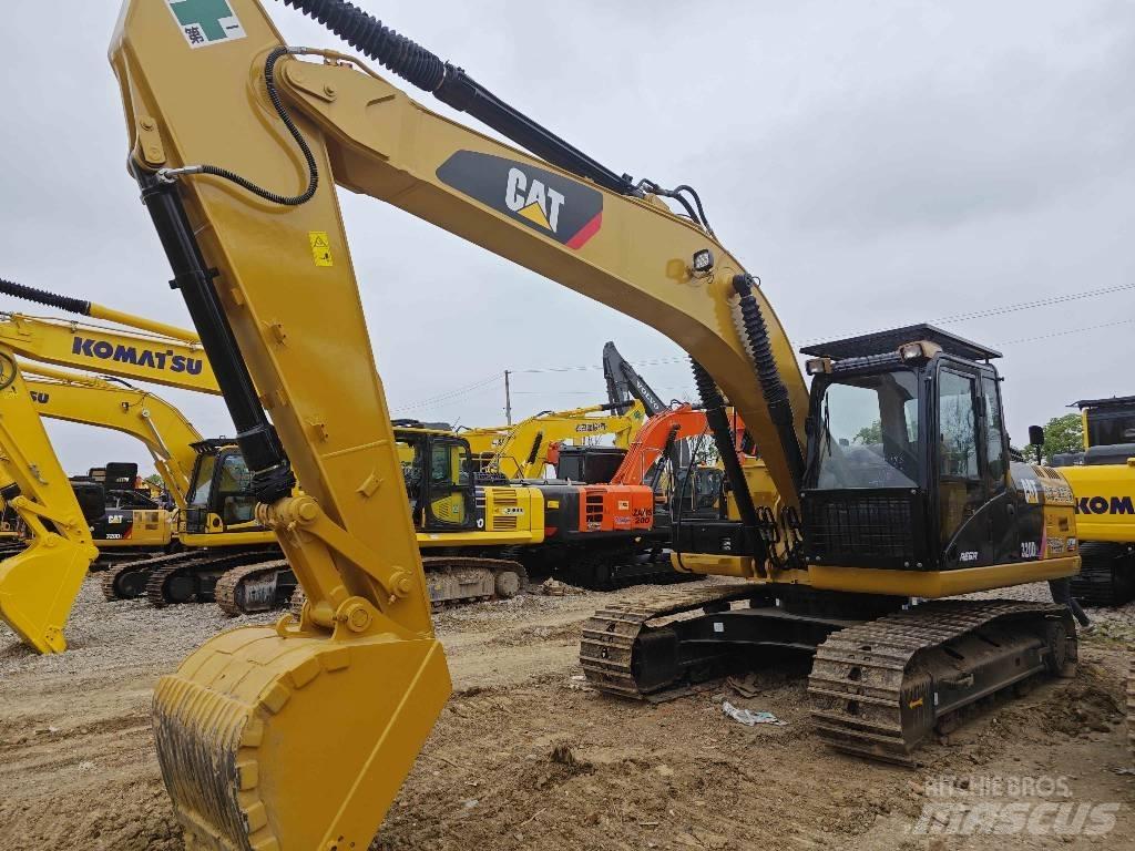 CAT CAT320d Midi excavators  7t - 12t