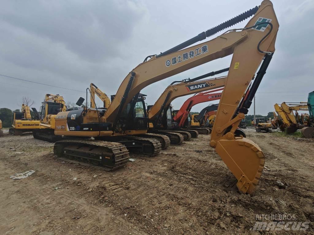 CAT CAT320d Midi excavators  7t - 12t