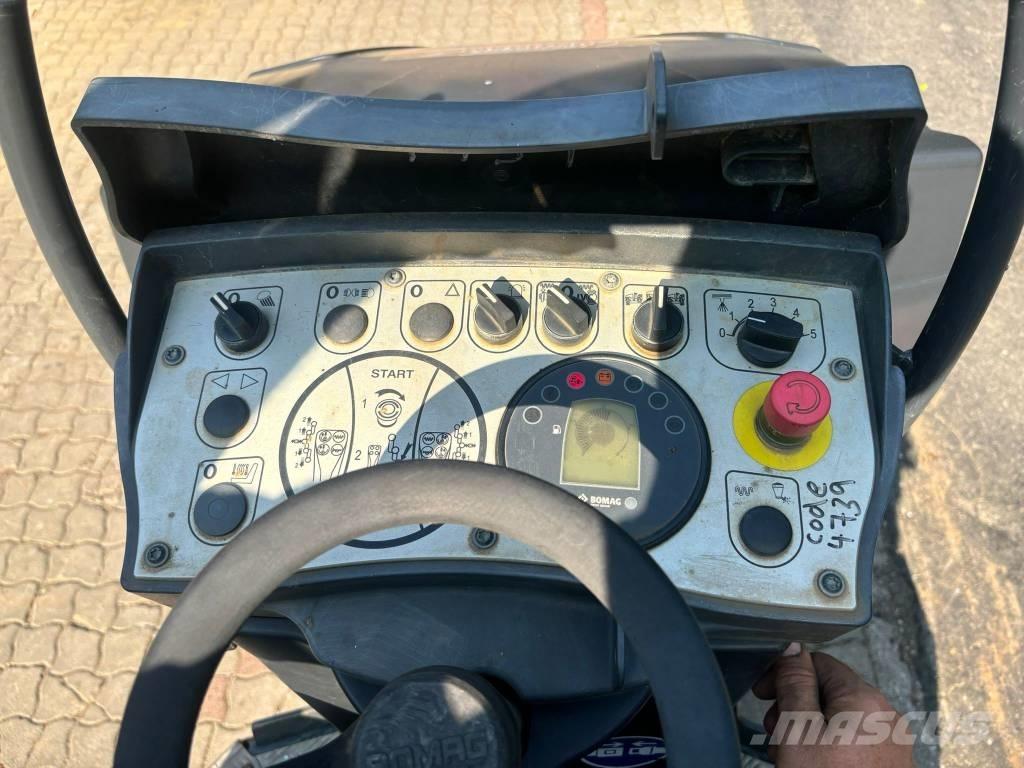Bomag BW 120 AD-5 Twin drum rollers