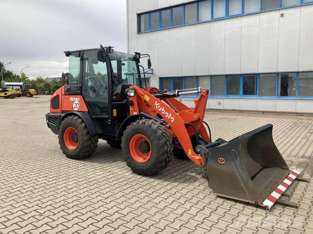 Kubota R 090 Skid steer loaders
