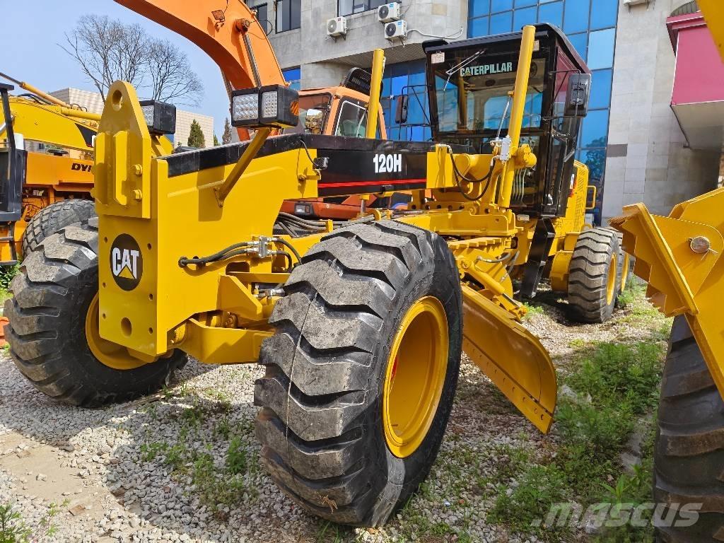 CAT 120 H Graders