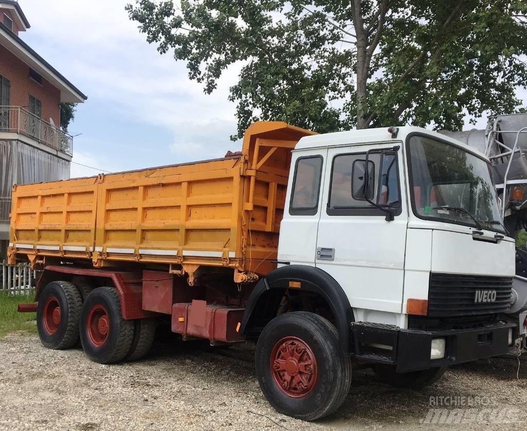 Iveco 330-26 Tipper trucks