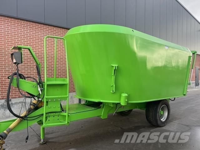  Farasin 18 m³ Mixer feeders