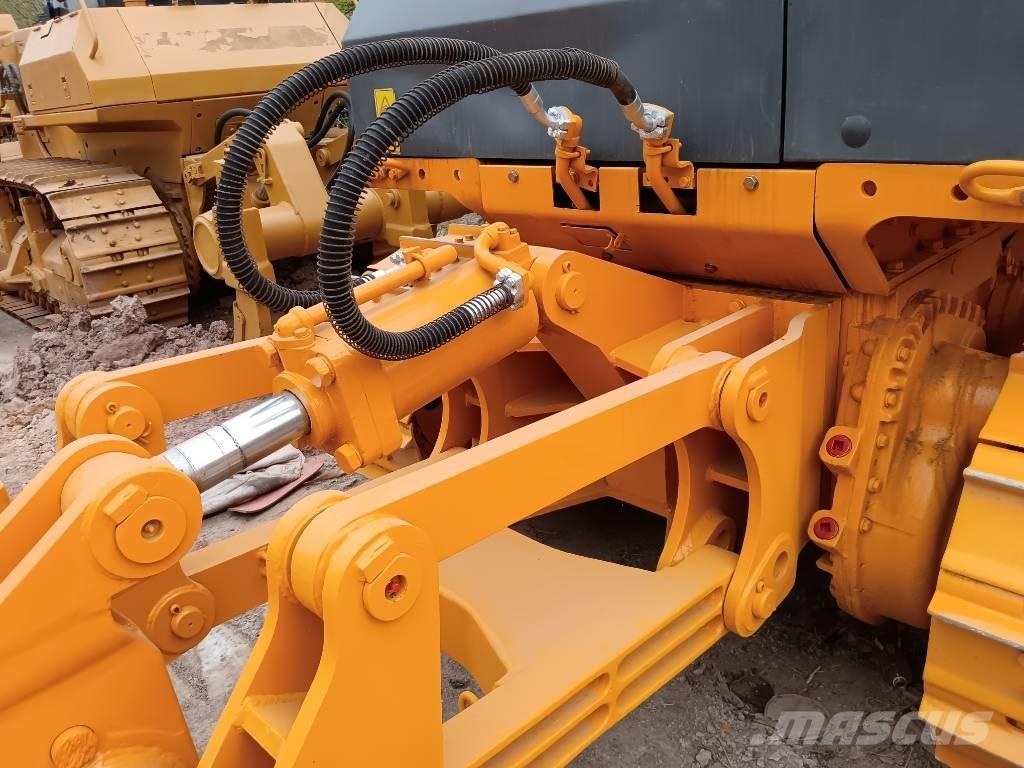 Shantui SD 16 Crawler dozers