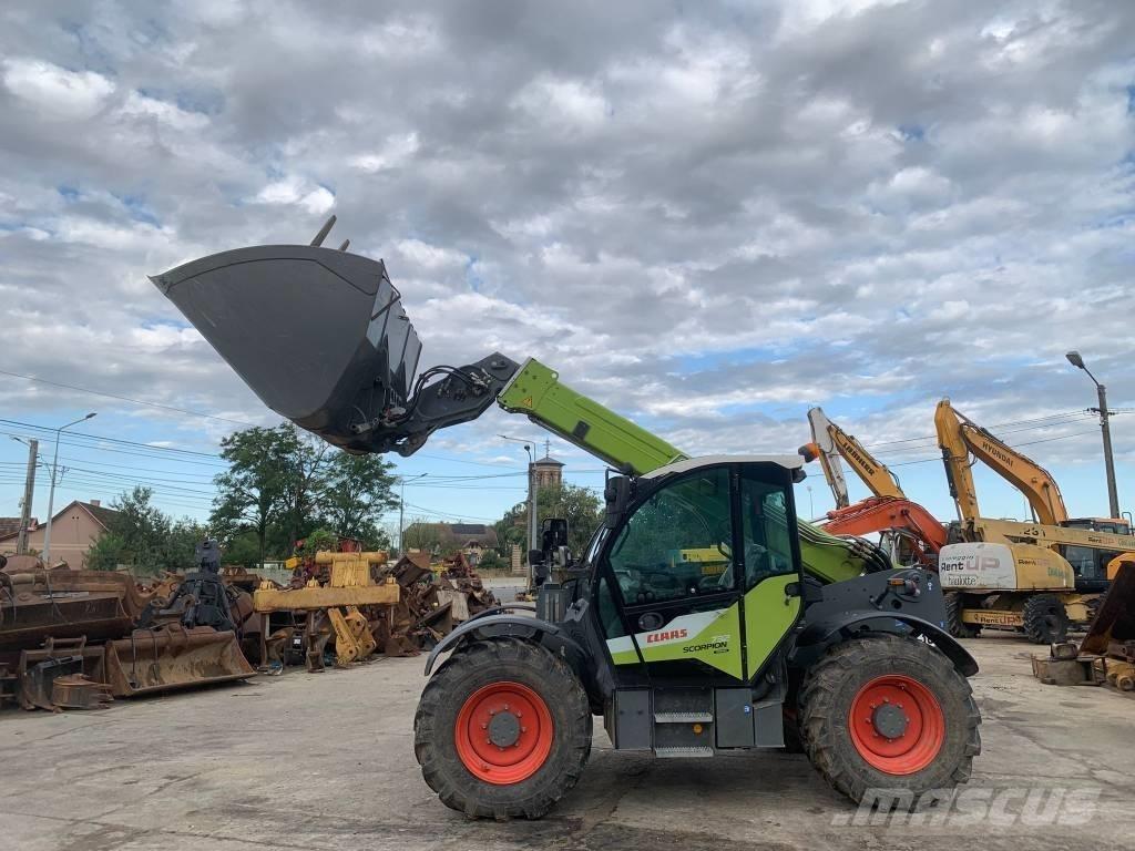 CLAAS Scorpion 732 Telehandlers for agriculture