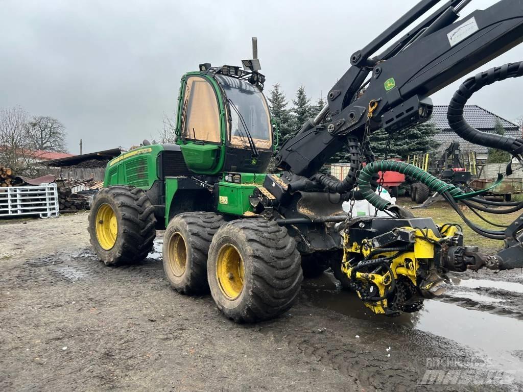 John Deere 1170 E Harvesters