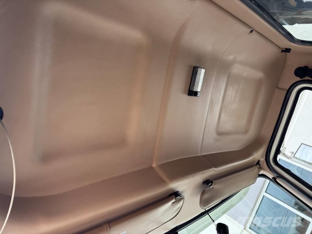 Mack CV 713 Tipper trucks