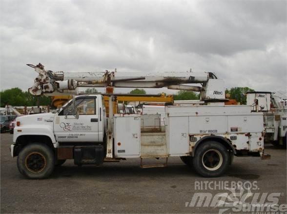 Altec D845B Truck & Van mounted aerial platforms