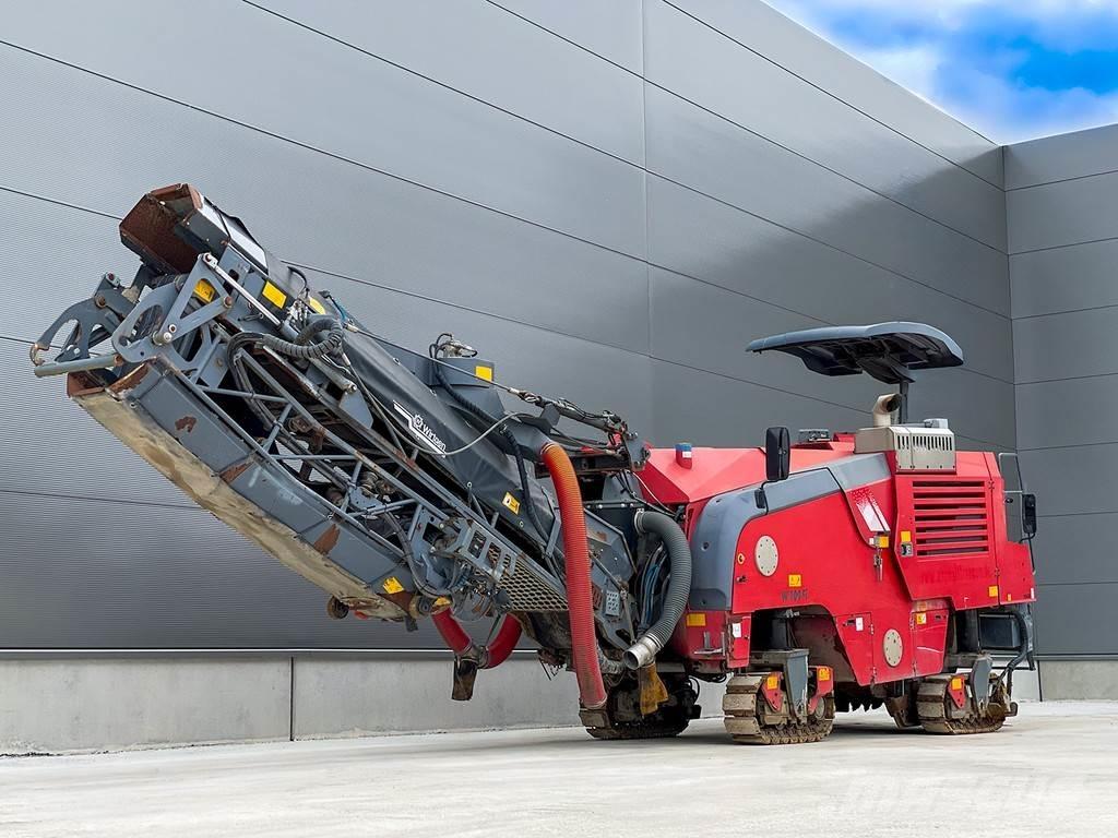 Wirtgen W 100 FI Asphalt cold milling machines