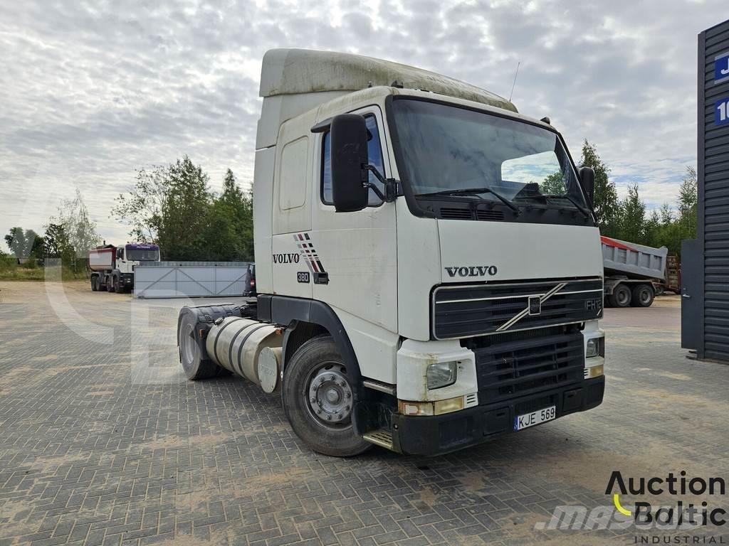 Volvo FH12 Tractor Units