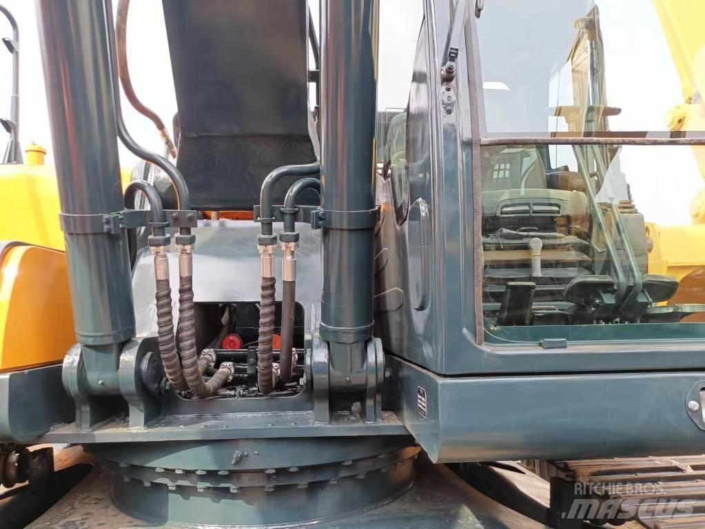 Hyundai 305-9 Crawler excavators