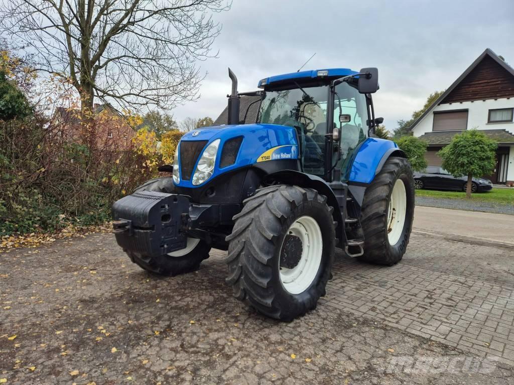 New Holland T 7040 Tractors