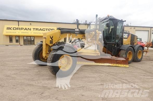 CAT 140M Graders