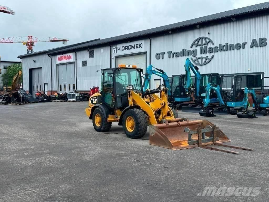 CAT 906 H 2 Wheel loaders
