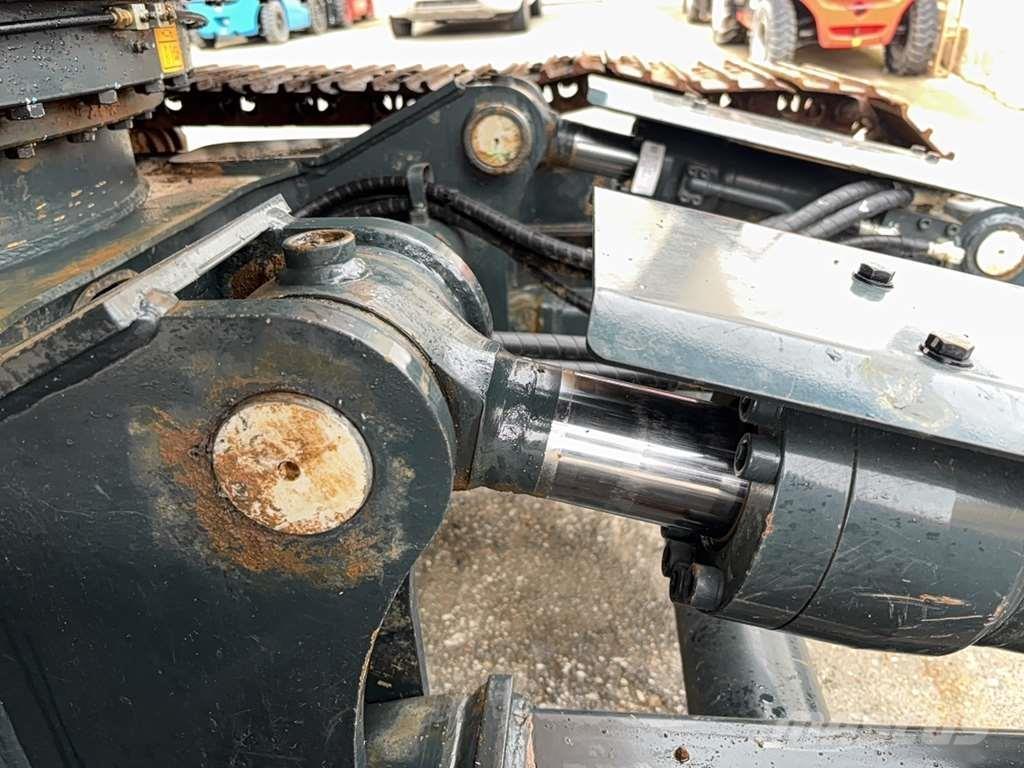 Hyundai HC130ALCR Special excavators