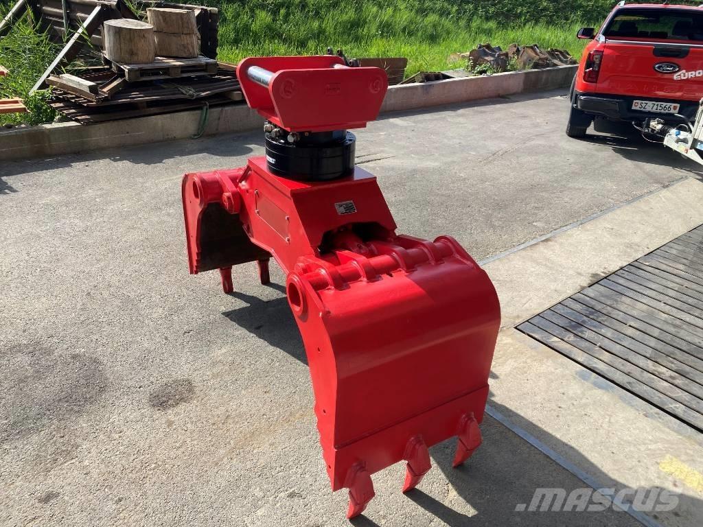 Martin UG15 Crawler excavators