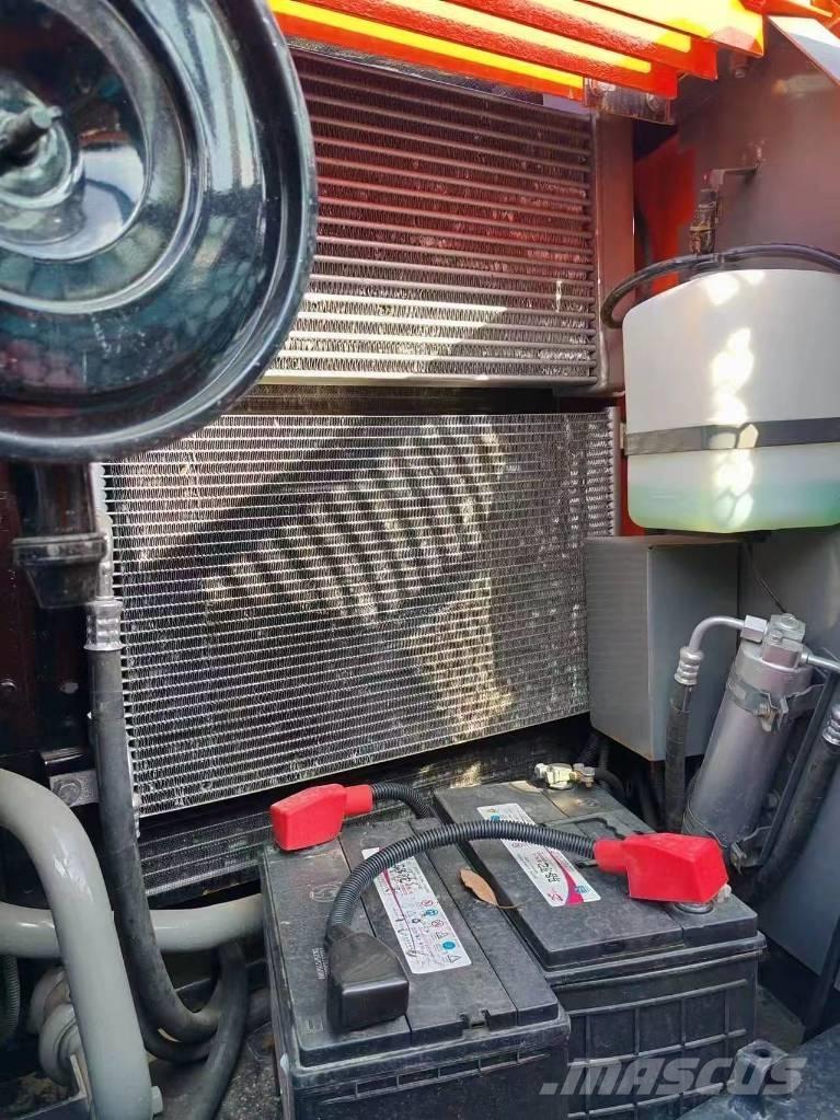 Hitachi ZX 120 Crawler excavators