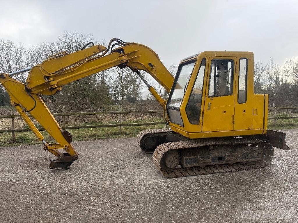 JCB JZ 70 Midi excavators  7t - 12t