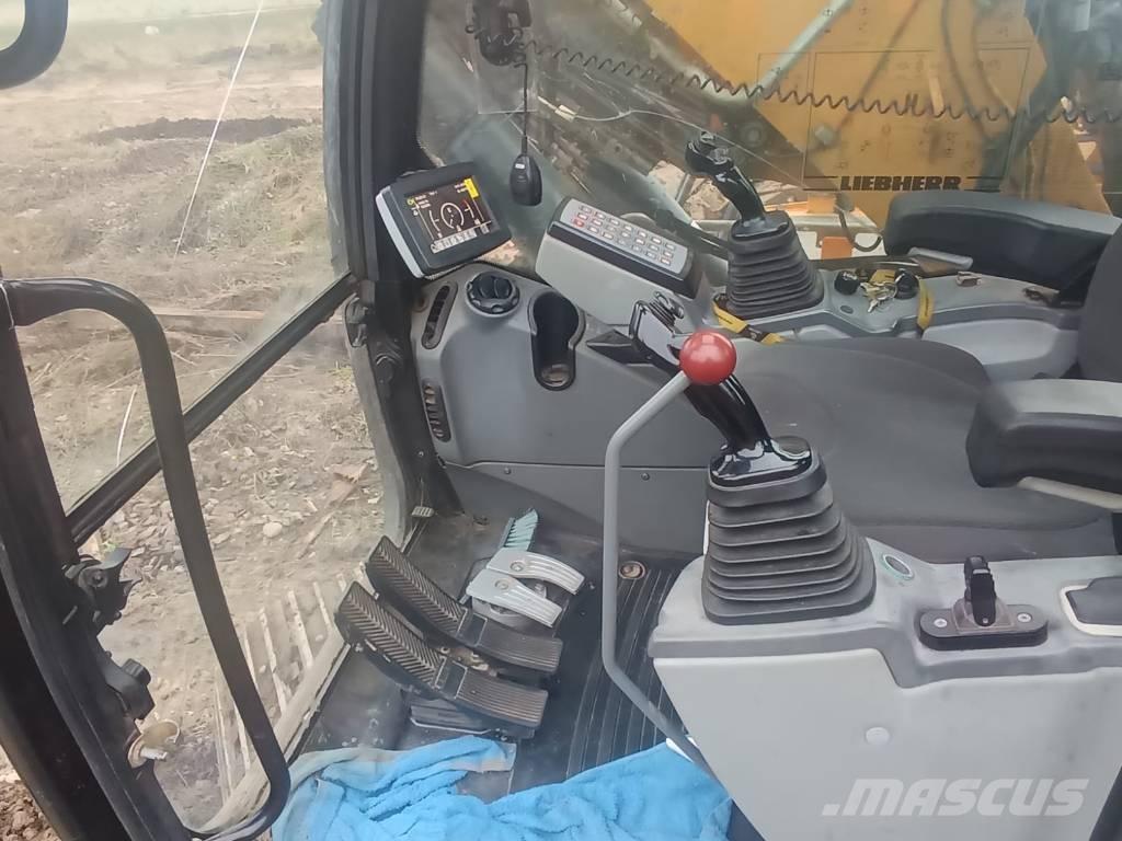 Liebherr R 918 NLC Crawler excavators