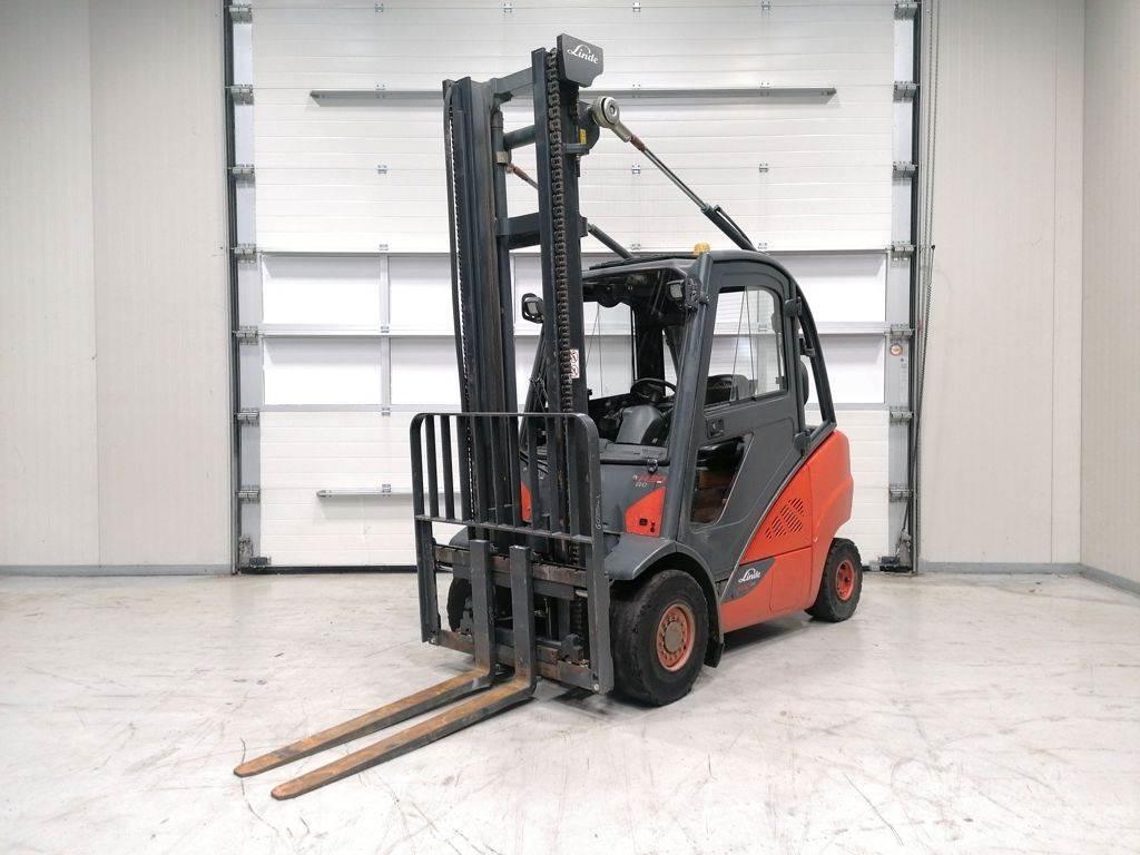 Linde H30D-02 Diesel trucks