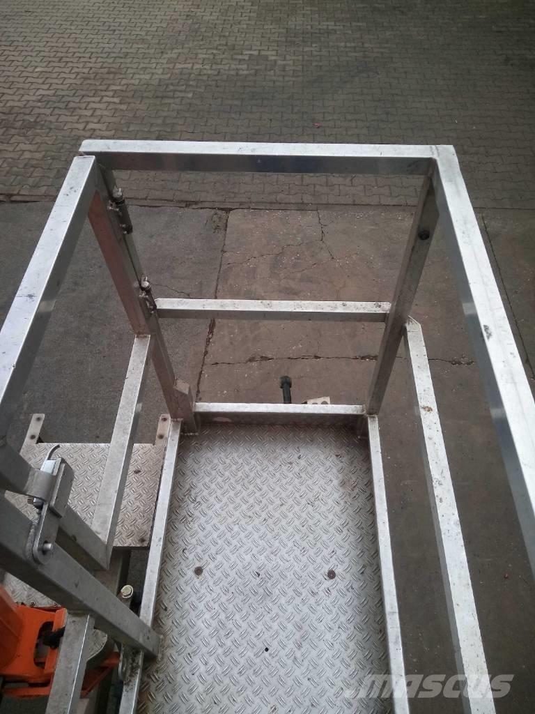 Palfinger P 250 BK Truck & Van mounted aerial platforms
