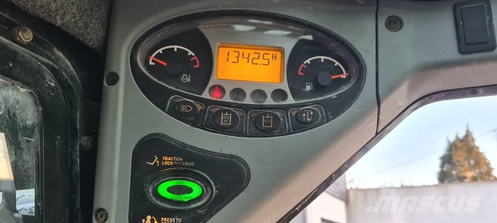 Bobcat S 100 Skid steer loaders