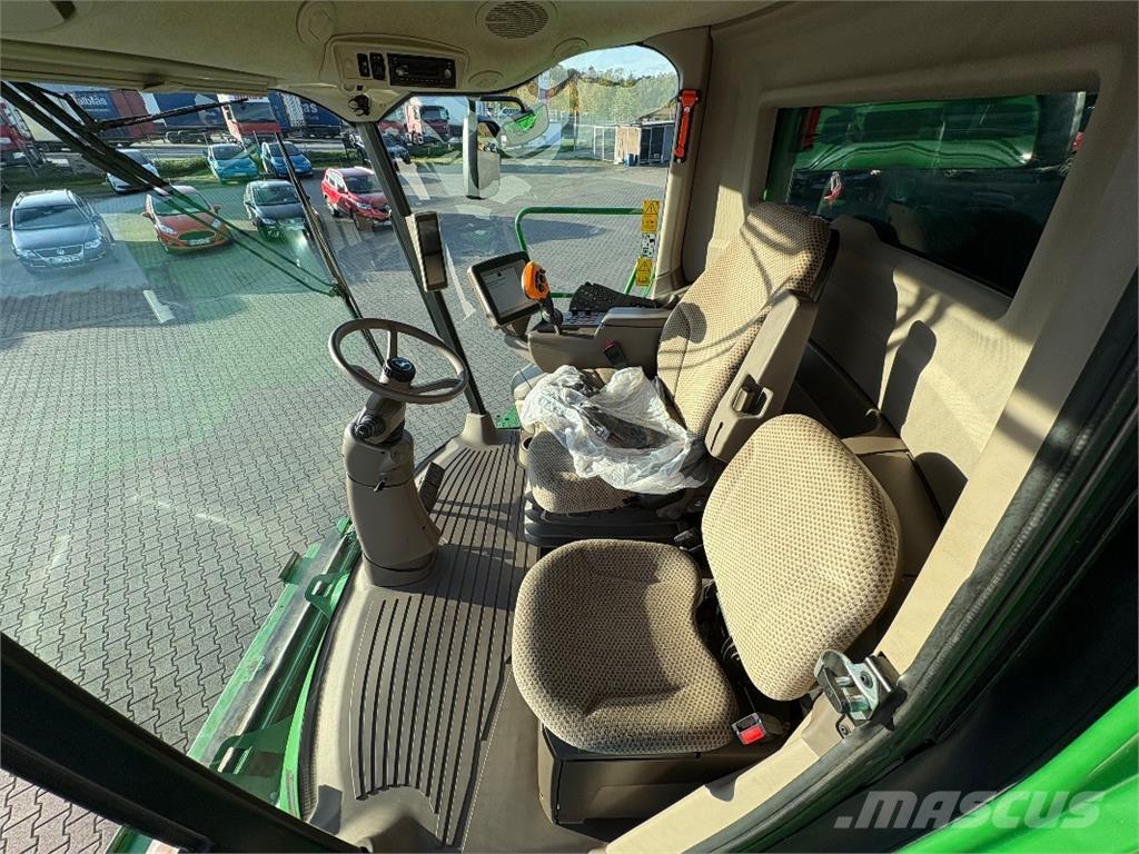 John Deere T660 i Combine harvesters