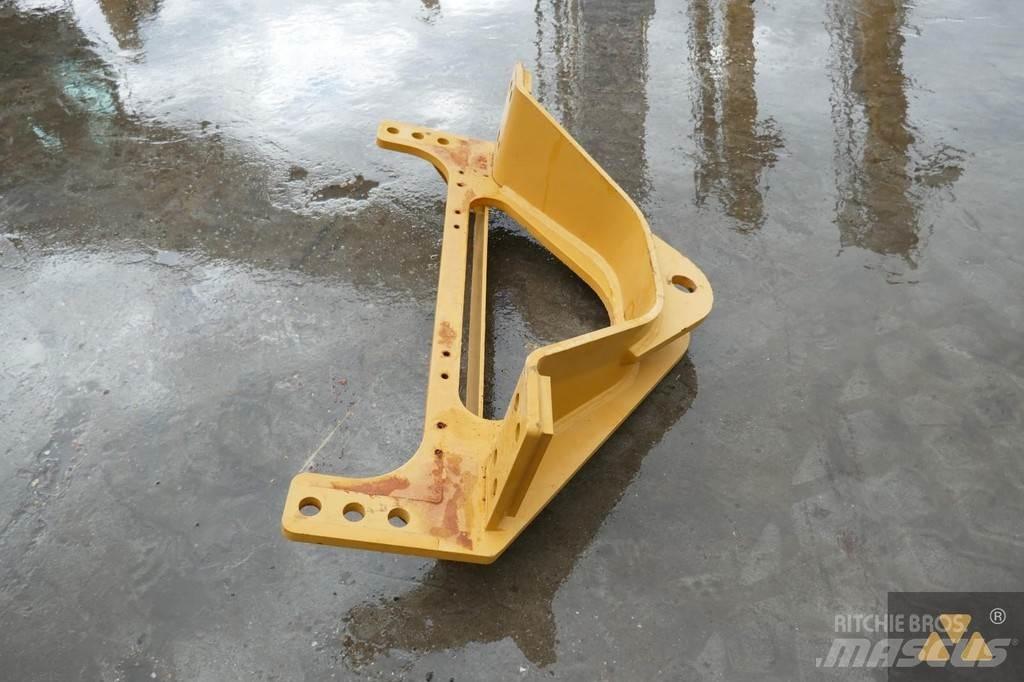 CAT 140M3 Drawbar Transportation - Others